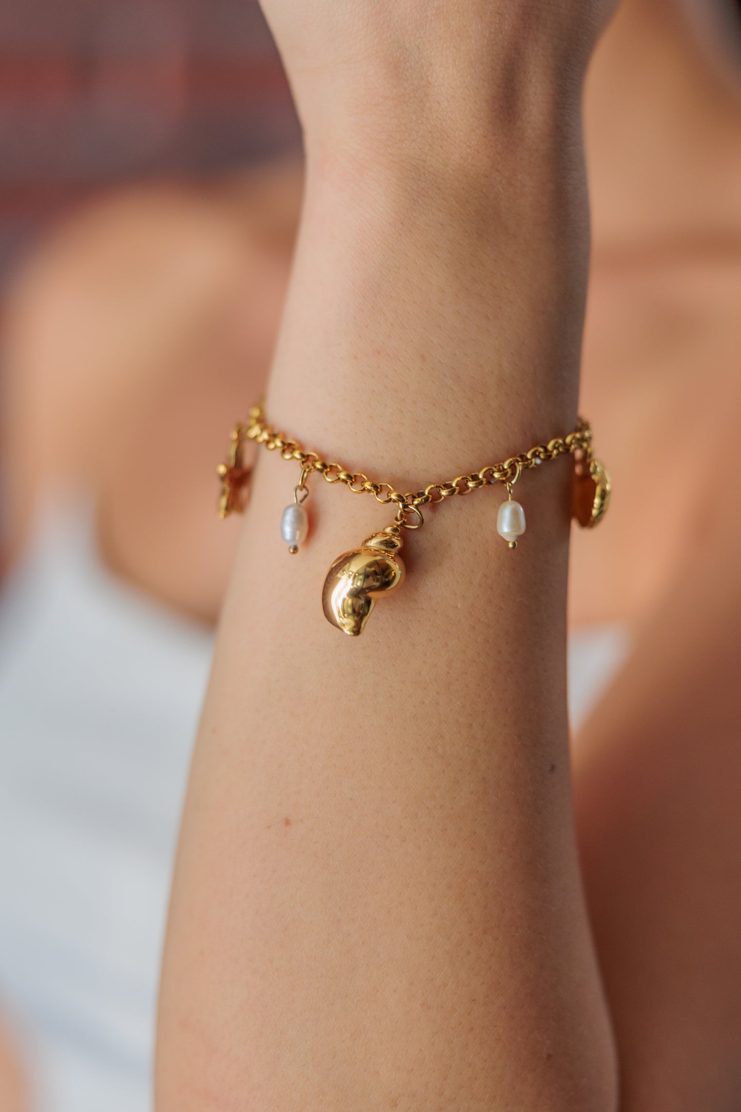 Trendy Ocean-Inspired Bracelet – 18K Gold Plated Stainless Steel