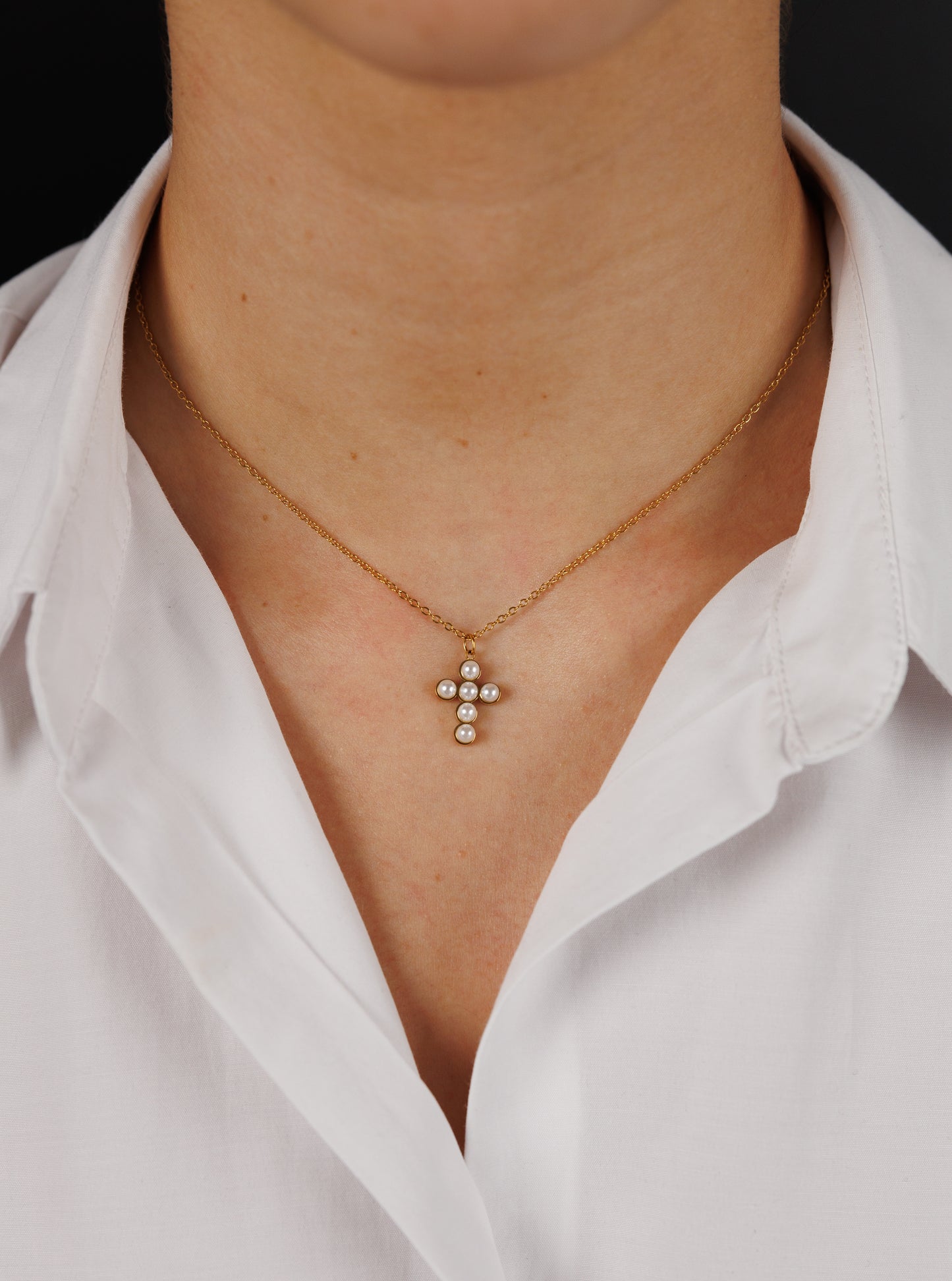 Pearl cross necklace