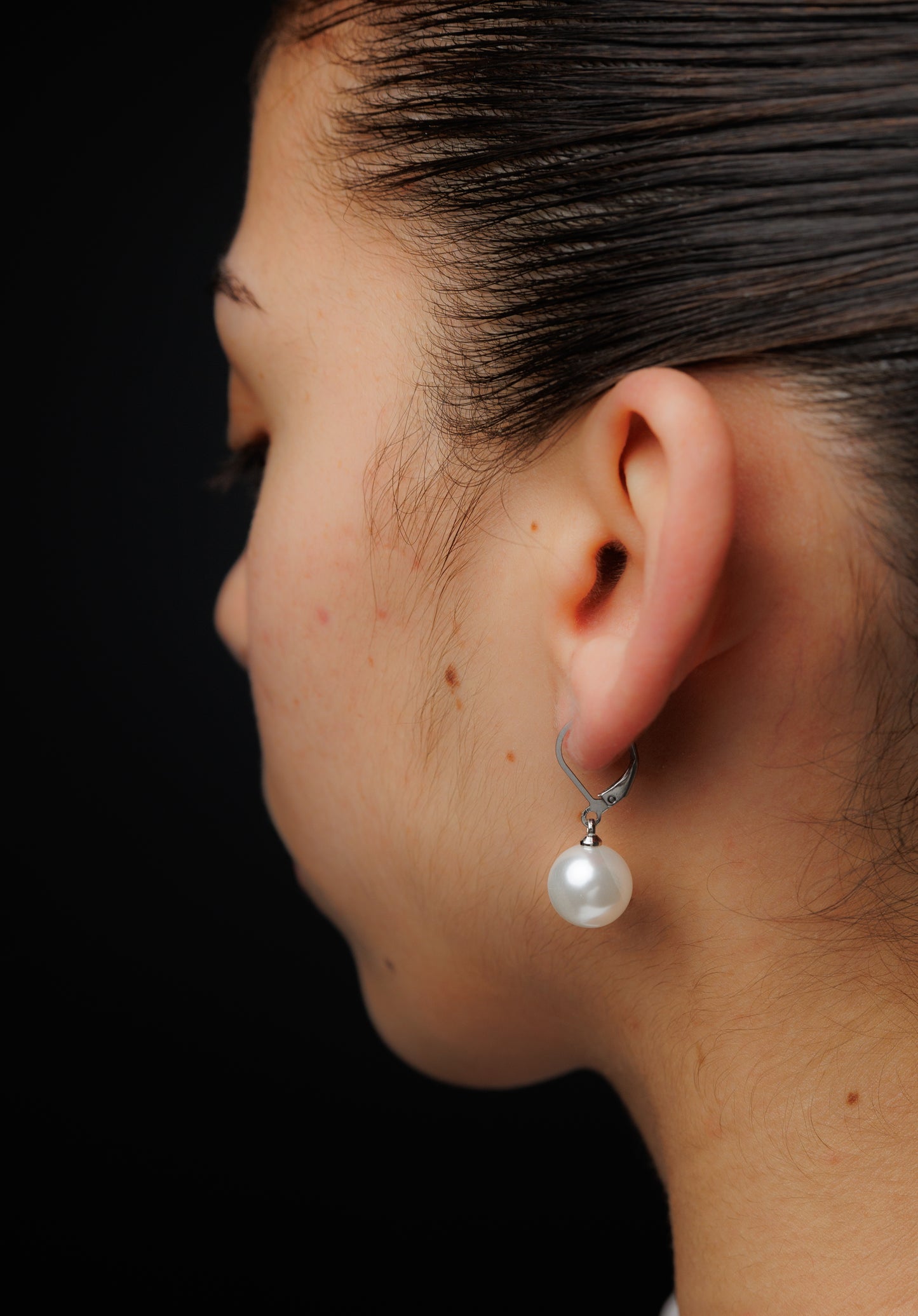 Imitation Pearl earring